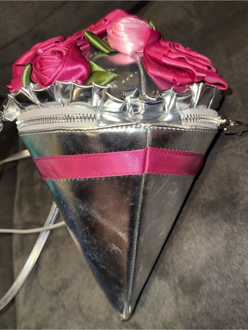 Betsey Johnson Kitsch Somethin New Bouquet Crossbody Bride Quinceañera Fairycore - Picture 4 of 15